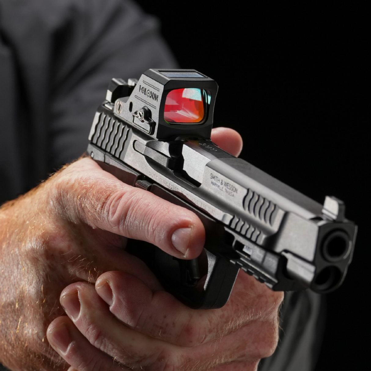 Holosun HS407C X3 Rotpunktvisier Red Dot montiert auf einer Smith and Wesson M&P