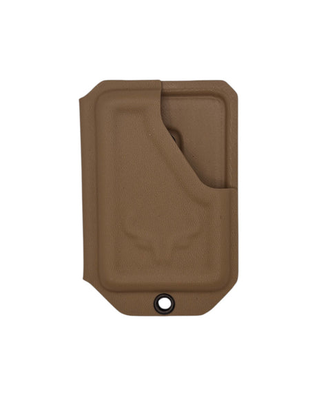 DarkDeer Kydex Ausweishalter mit Gürtelclip in FDE – Vorderansicht