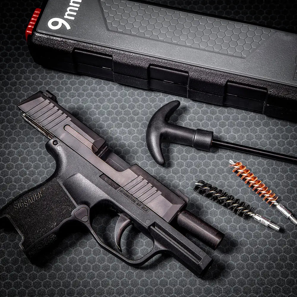 Kurzwaffen Reinigungsset von Real Avid für Handfeuerwaffen wie Pistolen und Revolver im Kaliber 9mm 357 Magnum oder 38 Special