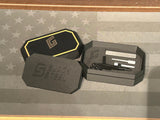Lieferumfang der Grip Control Daumenauflage für Staccato 2011 mit Verpackung und Installationswerkzeug