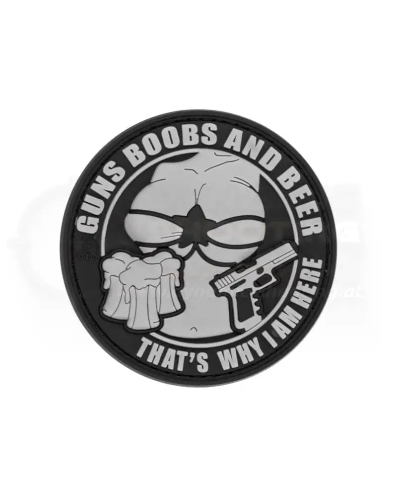 Ruber Patch mit Aufschrift GUNS BOOBS AND BEER THATS WHY I AM HERE Gummipatch